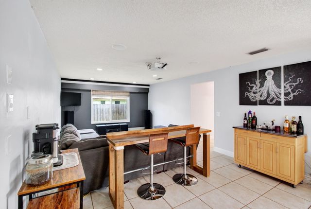 1630 Tamarack Way, Wellington, FL 33414