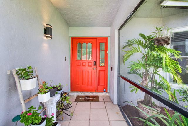 1630 Tamarack Way, Wellington, FL 33414