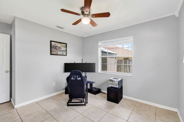 1630 Tamarack Way, Wellington, FL 33414