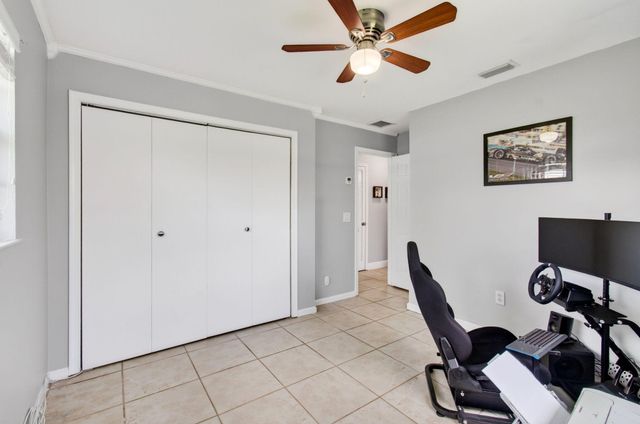 1630 Tamarack Way, Wellington, FL 33414