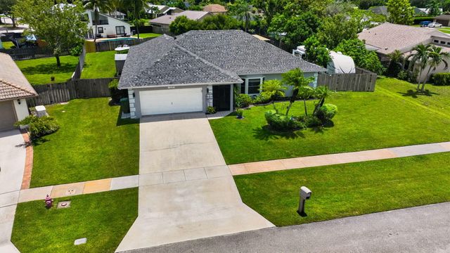 1630 Tamarack Way, Wellington, FL 33414