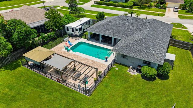 1630 Tamarack Way, Wellington, FL 33414