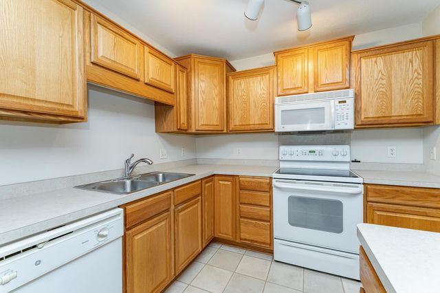 679 Shardlow Place NE, Byron, MN 55920