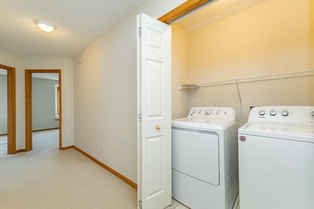 679 Shardlow Place NE, Byron, MN 55920