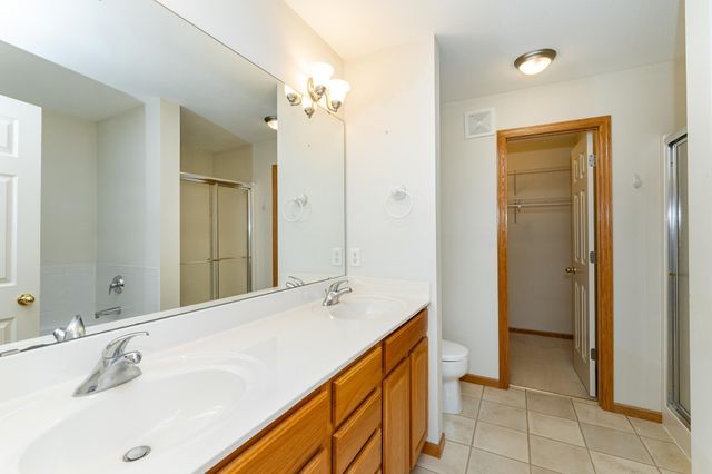 679 Shardlow Place NE, Byron, MN 55920