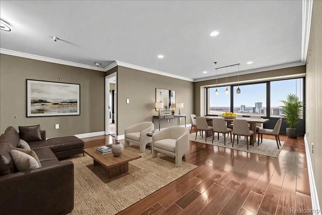 300 Riverfront Drive 26J, Detroit, MI 48226