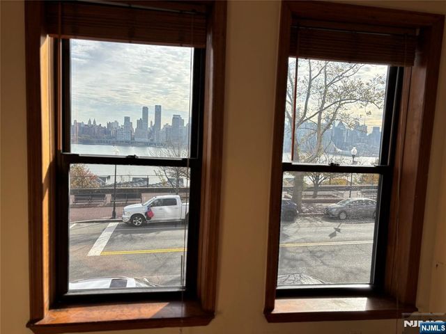 6209 Boulevard 1EN, West New York, NJ 07093