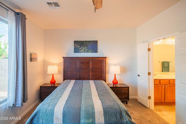 676 W TWIN PEAKS Parkway, San Tan Valley, AZ 85143