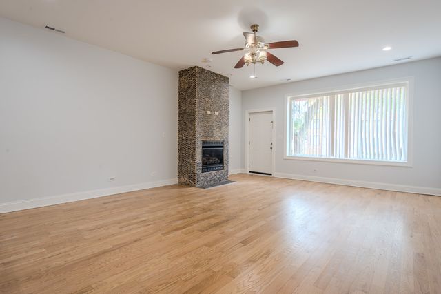 5408 S MICHIGAN Avenue 2s, Chicago, IL 60615