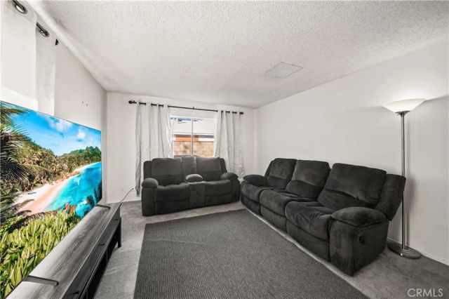 3651 W Avenue K15, Lancaster, CA 93536