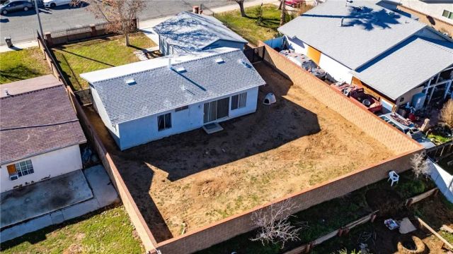3651 W Avenue K15, Lancaster, CA 93536