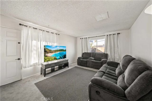 3651 W Avenue K15, Lancaster, CA 93536