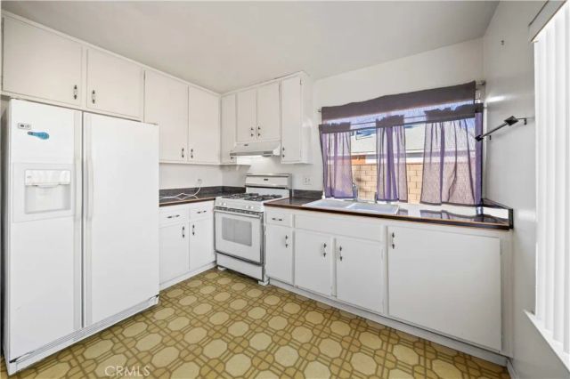 3651 W Avenue K15, Lancaster, CA 93536