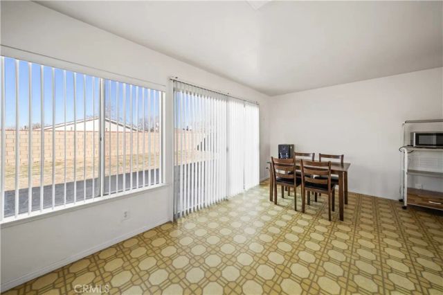 3651 W Avenue K15, Lancaster, CA 93536