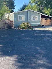 4647 Winter Avenue SPC 55, Klamath Falls, OR 97603