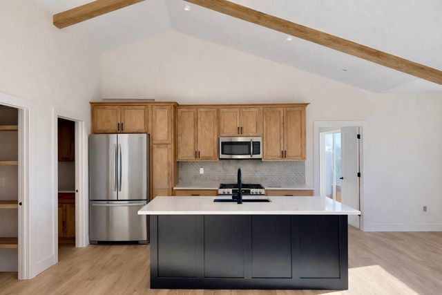 5742 N Edwards Ct., Wichita, KS 67204