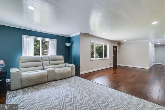 6945 ROSE LN, La Plata, MD 20646