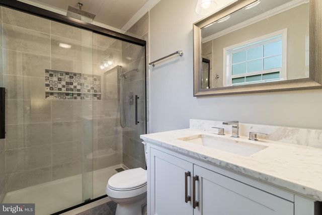 6945 ROSE LN, La Plata, MD 20646