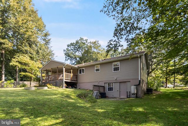 6945 ROSE LN, La Plata, MD 20646