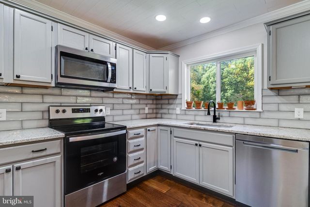 6945 ROSE LN, La Plata, MD 20646