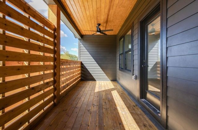 2413B Booker St, Nashville, TN 37208