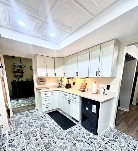 8210 University Point Circle NE, Bremerton, WA 98311