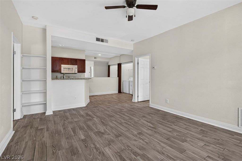 5170 South Jones Boulevard 108, Las Vegas, NV 89118 — photo 3