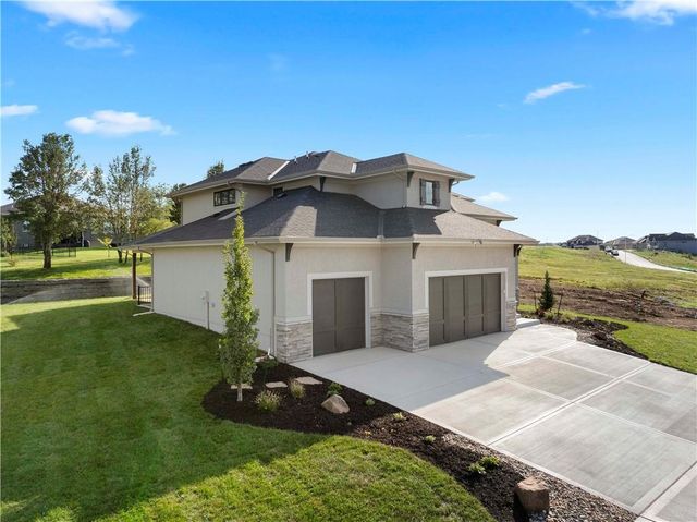 511 Turnbridge Drive, Raymore, MO 64083
