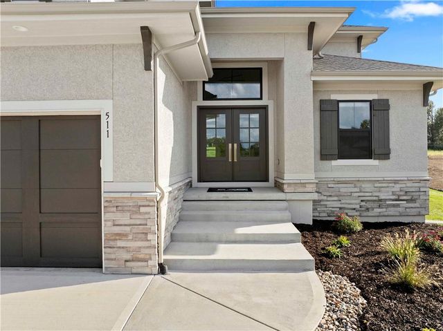 511 Turnbridge Drive, Raymore, MO 64083