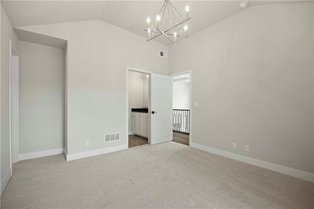 511 Turnbridge Drive, Raymore, MO 64083