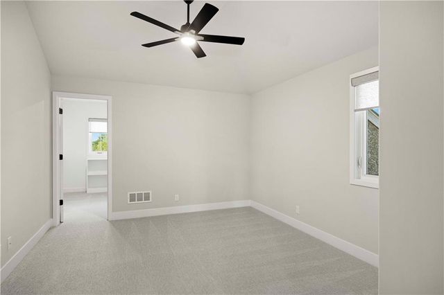 511 Turnbridge Drive, Raymore, MO 64083
