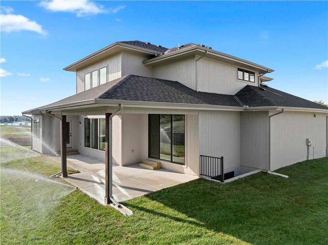 511 Turnbridge Drive, Raymore, MO 64083