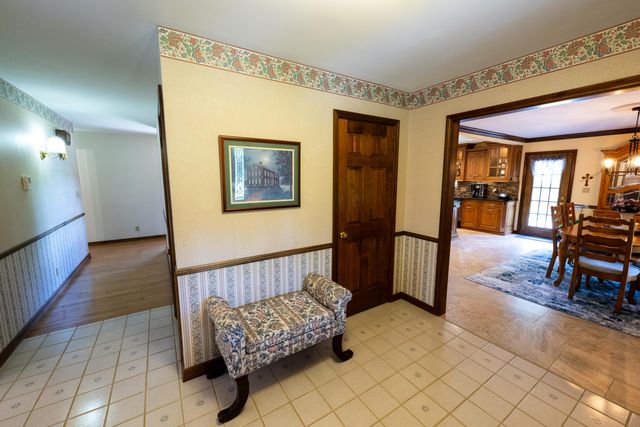 9917 E Bend Road, Burlington, KY 41005