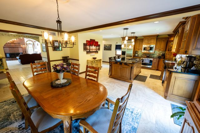 9917 E Bend Road, Burlington, KY 41005