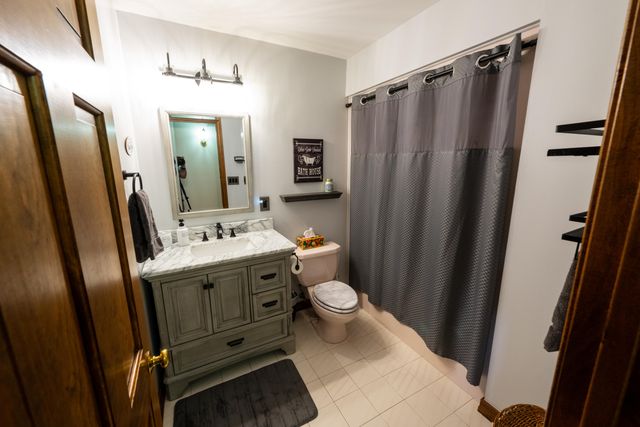 9917 E Bend Road, Burlington, KY 41005