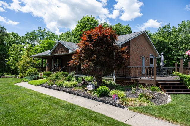 9917 E Bend Road, Burlington, KY 41005