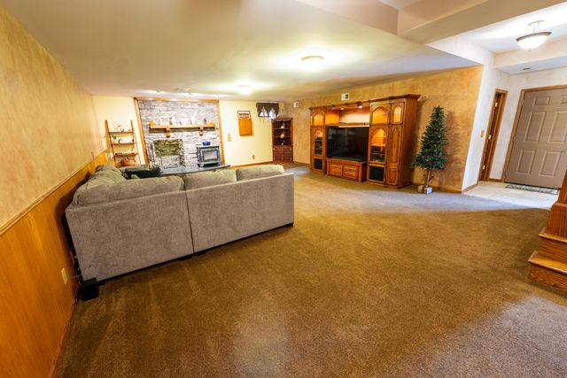 9917 E Bend Road, Burlington, KY 41005