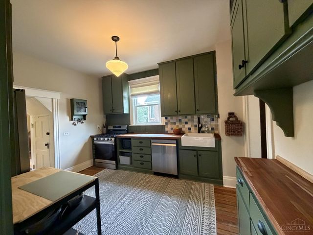 316 Pendery Avenue, Wyoming, OH 45215