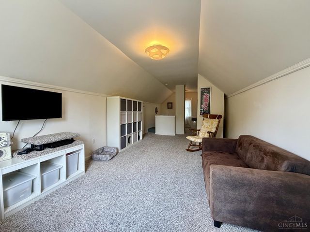 316 Pendery Avenue, Wyoming, OH 45215