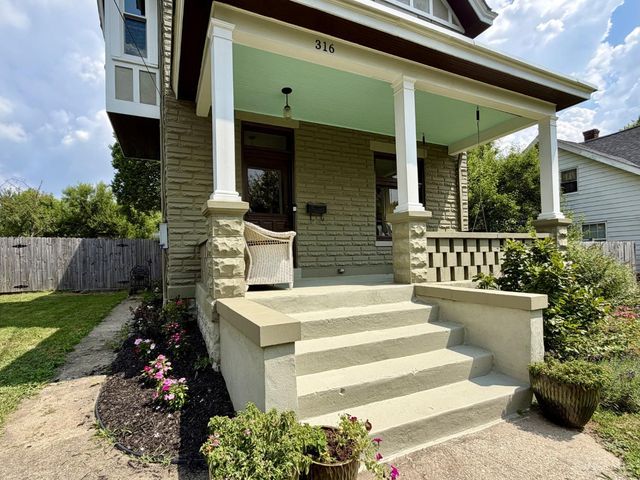 316 Pendery Avenue, Wyoming, OH 45215