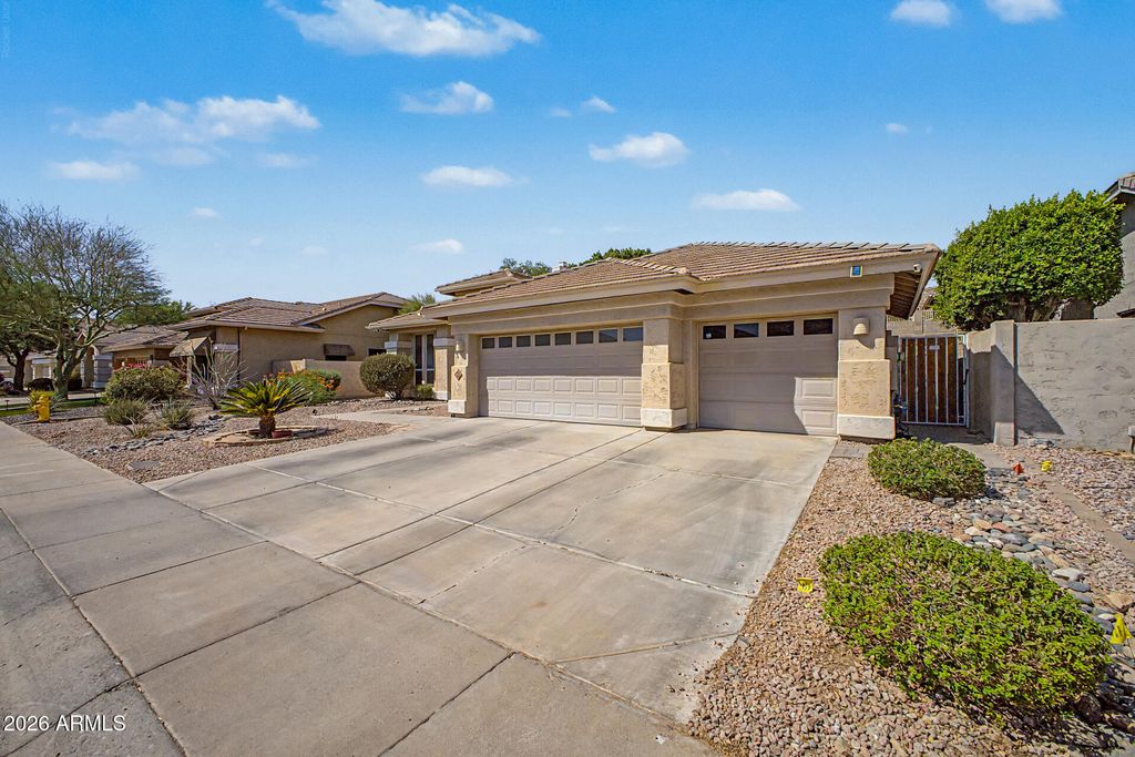 6528 W VIA MONTOYA Drive, Glendale, AZ 85310 — photo 3