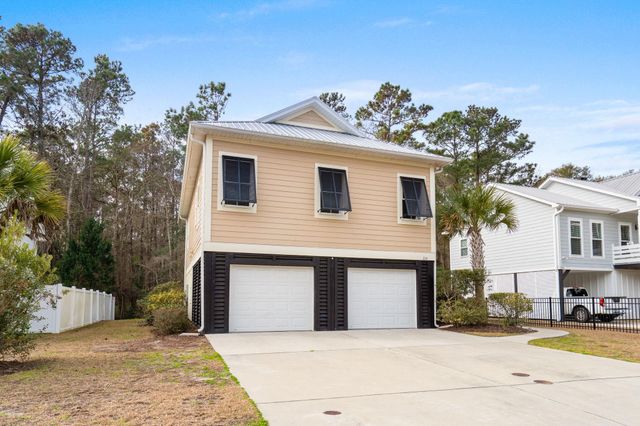 214 Crane Dr., Pawleys Island, SC 29585