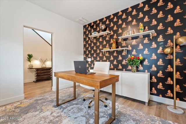 10370 W SANDS Drive 464, Peoria, AZ 85383