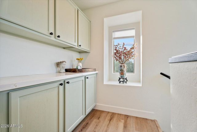 10370 W SANDS Drive 464, Peoria, AZ 85383