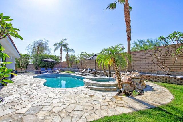 102 Clearwater Way, Rancho Mirage, CA 92270
