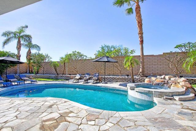 102 Clearwater Way, Rancho Mirage, CA 92270