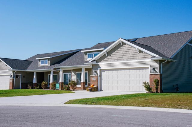 3211 W Bartlett Drive, New Haven, IN 46774