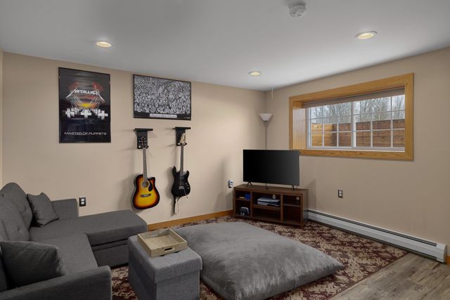 61 Bushey Road, Fairfax, VT 05454