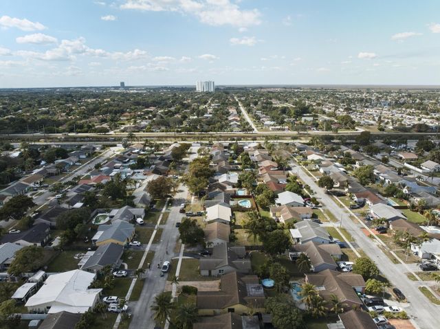 10955 NW 27th Street, Sunrise, FL 33322