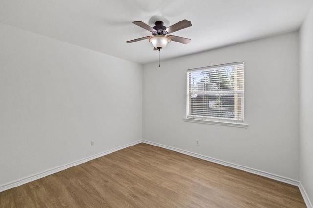 6700 Cooper LN 19, Austin, TX 78745